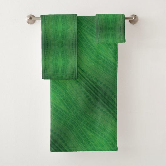 aanvaarding | groen eclectisch boho-patroon bad handdoek (Insitu)