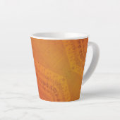 aanvaarding | Rood Oranje geel Shibori-patroon Latte Mok (Rechterhoek)