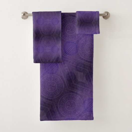 aanvaarding | Violet Medallions Meditatie Bad Handdoek (Insitu)