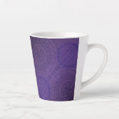 aanvaarding | Violet Medallions Meditatie Latte Mok (Rechts)