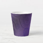 aanvaarding | Violet Medallions Meditatie Latte Mok (Voorkant)