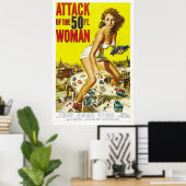 Aanval van de vrouw van 50 meter poster (Thuiskantoor)
