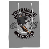 Aanval van het Team van de Sport van de Speler van Medium Cadeauzakje (Achterkant)