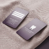 Aanwijzing van moderne Paarse tandheelkundige tand Afsprakenkaartje