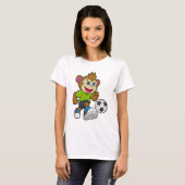 Aap als voetballer met voetbal t-shirt (Voorkant volledig)