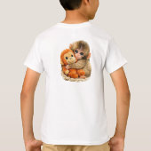 “Aap knuffelt met maatje”. T-shirt (Achterkant)