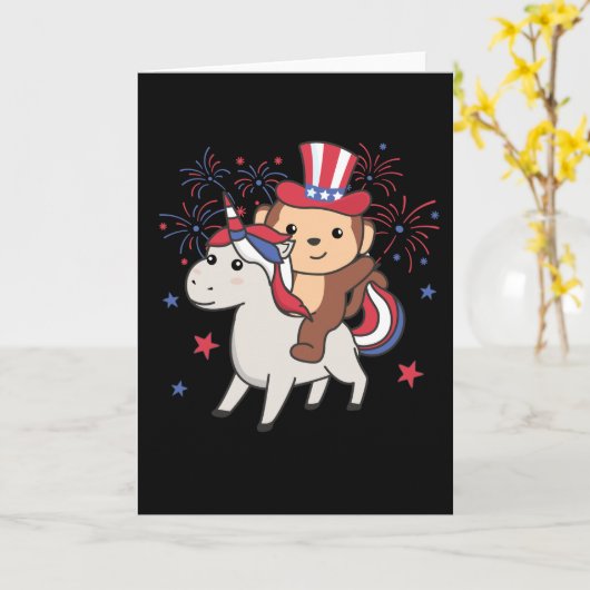 Aap met eenhoorn voor vuurwerk op 4 juli kaart (Gele Bloem)