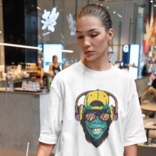 aap met hoofdtelefoon t-shirt