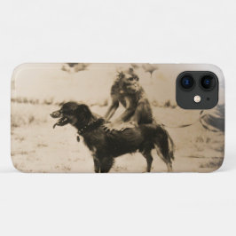 Aap op de rug van een hond genaamd Chiquito Case-Mate iPhone Case