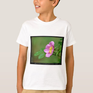 Aard van de liefde Wilde roos lente storm schoonhe T-shirt
