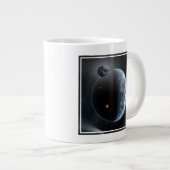 Aardachtige planeet met oceanen die zijn oppervlak grote koffiekop (Voorkant rechts)