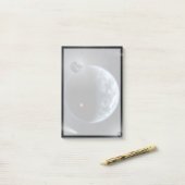 Aardachtige planeet met oceanen die zijn oppervlak post-it® notes (Op bureau)