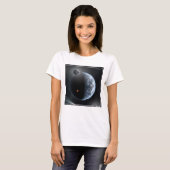 Aardachtige planeet met oceanen die zijn oppervlak t-shirt (Voorkant volledig)