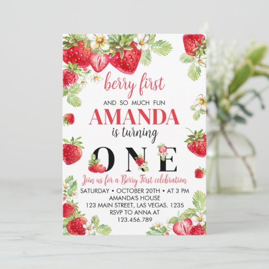 Aardbei 1e verjaardag uitnodiging (Staand voorkant)