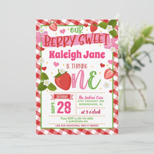 Aardbei 1e verjaardag uitnodiging - Berry Sweet (Staand voorkant)