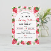 Aardbei 1e verjaardag Uitnodiging Berry Sweet (Staand voorkant)