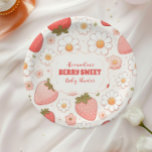 Aardbei Berry Sweet Baby shower Papieren Bordje<br><div class="desc">Verhoog uw baby shower eetervaring met onze Berry Sweet Strawberry Baby shower Paper Borden. Ontworpen als aanvulling op uw feestthema, voegen deze charmante borden niet alleen een pop kleur toe aan uw tafel, maar doordringen ze ook elke maaltijd met de onweerstaanbare zoetheid van aardbeien. Onze papieren borden hebben een stijlvol...</div>