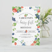 Aardbei bosbes zoete bes eerste verjaardag kaart (Staand voorkant)