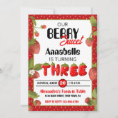 Aardbei Derde Verjaardag Party Uitnodiging (Voorkant)