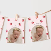 Aardbei eerste verjaardag foto mijlpaal banner kaart