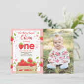Aardbei Eerste Verjaardag Uitnodiging Zomerfruit (Staand voorkant)