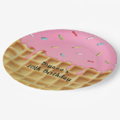Aardbei Ice Cream Waffle Cone Verjaardag Papieren Bordje (Gekanteld)