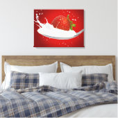 Aardbei met melkplons canvas afdruk (Insitu (Slaapkamer))