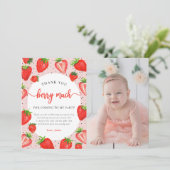 Aardbei Verjaardag Foto Dank u Berry Much Bedankkaart (Staand voorkant)