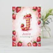 Aardbei Verjaardag Uitnodiging Letter J Cake Theme (Staand voorkant)