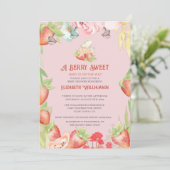 Aardbei zoete baby shower uitnodiging (Staand voorkant)