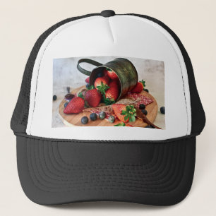 aardbeien Blauwbessen, vruchten en zoetwaren Trucker Pet