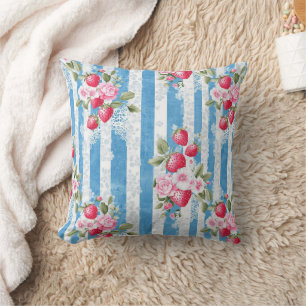 Aardbeien & Bloemen op Blue Stripes Kussen