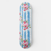  Aardbeien & Bloemen op Blue Stripes Persoonlijk Skateboard (Voorkant)