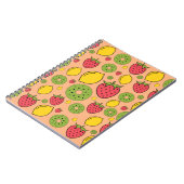 Aardbeien, citroenen en kiwi-vruchten, achtergrond notitieboek (Linkerzijde)