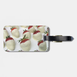 Aardbeien die in witte chocolade zijn ondergedompe bagagelabel