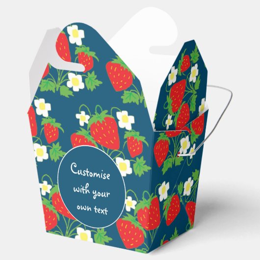 Aardbeien en bloemen Blauwe aangepaste tekst voor  Bedankdoosjes (Geopend)