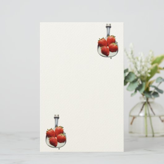 Aardbeien en crème briefpapier (Staand voorkant)
