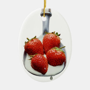 Aardbeien en crème keramisch ornament