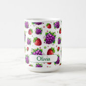 Aardbeien en druiven. Kleurrijke bessen Koffiemok (Center)