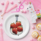 Aardbeien en room. papieren bordje (Feest)