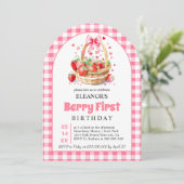 Aardbeien en roze strik Berry Eerste Verjaardag Kaart (Staand voorkant)