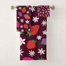 Aardbeien en witte bloemen patroon