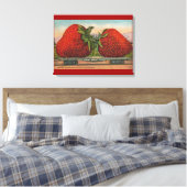 Aardbeien Giant Antiek Fruit Canvas Afdruk (Insitu (Slaapkamer))
