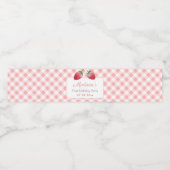 Aardbeien Gingham Check Picnic Birthday Party Waterfles Etiket (Enkel label)