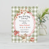 Aardbeien groene Gingham babyshower uitnodiging (Staand voorkant)