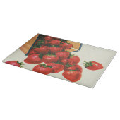 aardbeien in mandje, fruitbessen snijplank (Hoek)