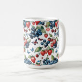 Aardbeien Met Bosbessen En Vlinders Koffiemok (Voorkant rechts)