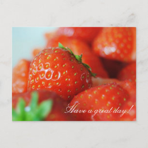 Aardbeien op een zomerdag, met beide gevolgen briefkaart