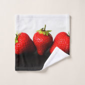 Aardbeien op wit over zwart BTCNA Bad Handdoek (Wasdoekje)