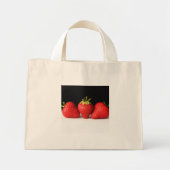 Aardbeien op zwart over wit TTCNA Mini Tote Bag (Voorkant)